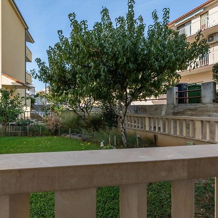 Apartment Duce 5973b Omiš Extérieur photo